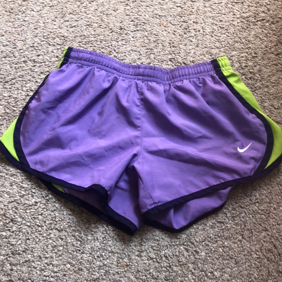 Small in kids love these so much to the color just to small for me - Picture 1 of 3